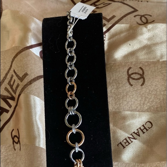 Fossil Gold Circle Bracelet Adorned by crystal embellishments NWT - Picture 6 of 12